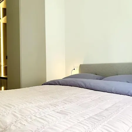 דירה Luxuriously Furnished Bright Newly Renovated Oasis ניס