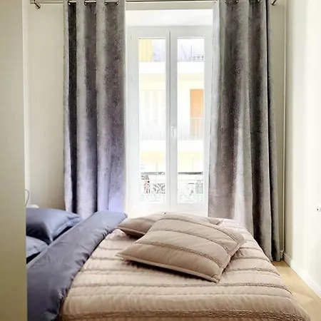Luxuriously Furnished Bright Newly Renovated Oasis ניס
